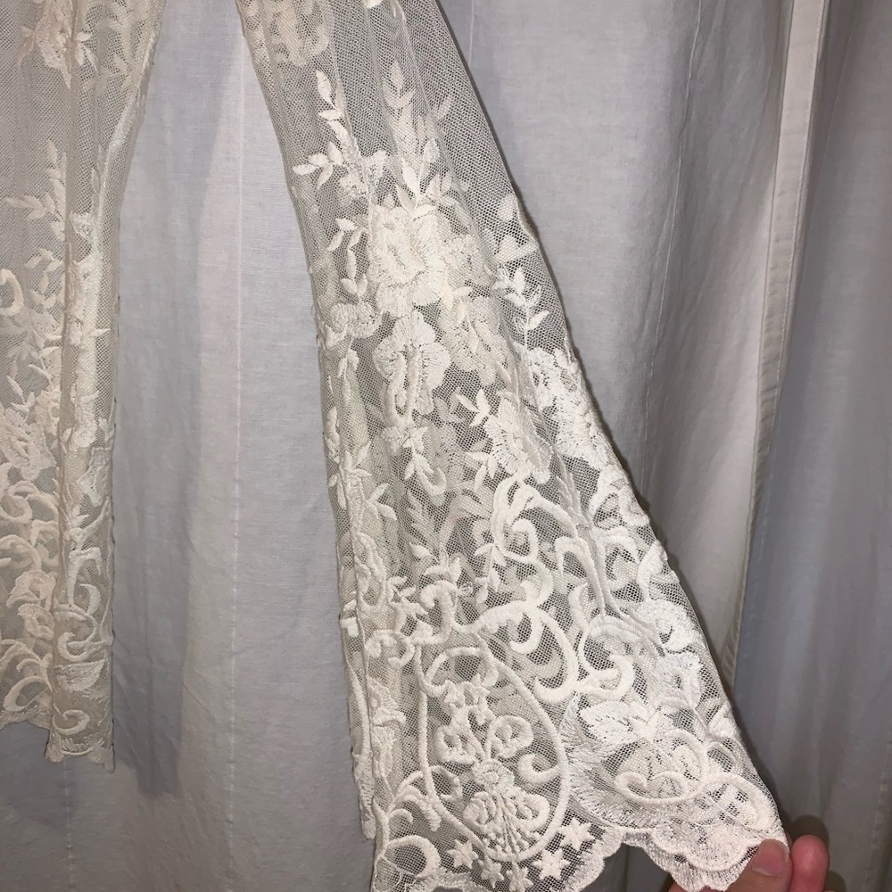 Lace long bell sleep top